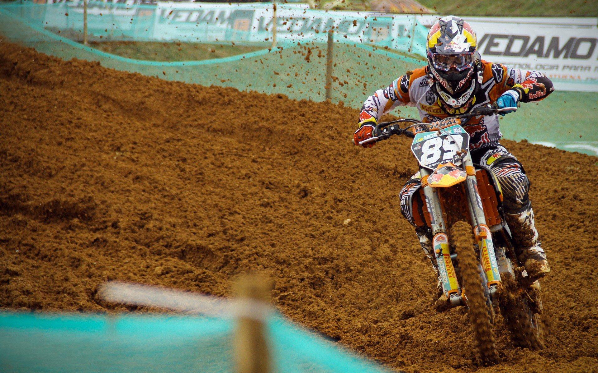 坚韧归来，球星伤病康复之路点燃新赛季希望